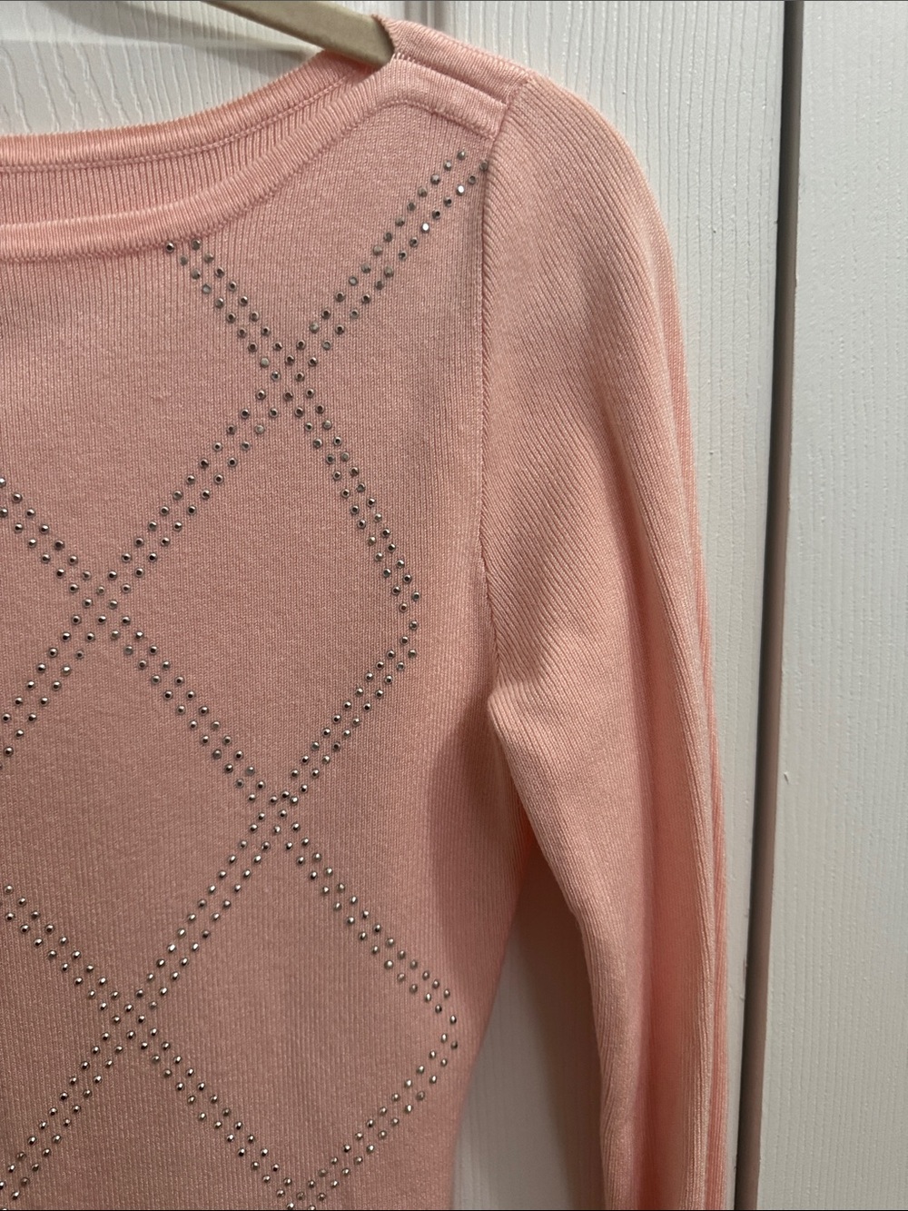 VENUS Light Pink Rhinestone Argyle Knit Boatneck Sweater Women size small - Picture 5 of 11